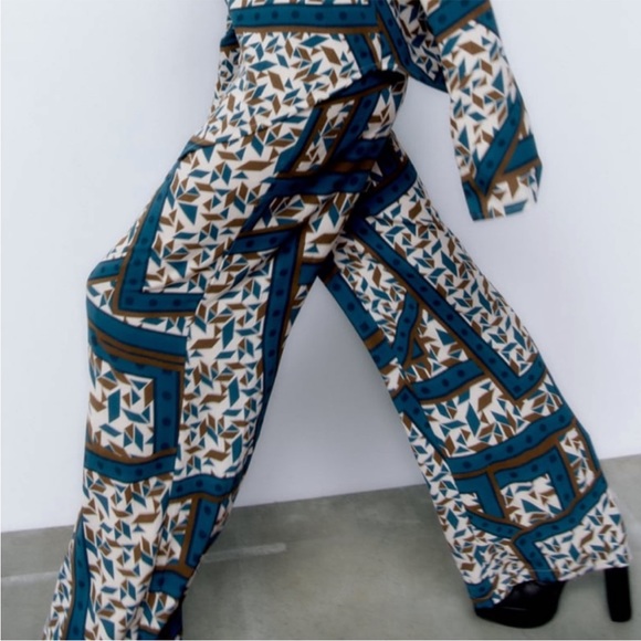 New Zara pants - Picture 2 of 4